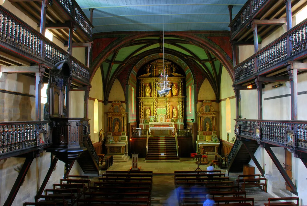 Unique Basque Balcony Designs in San Sebastián