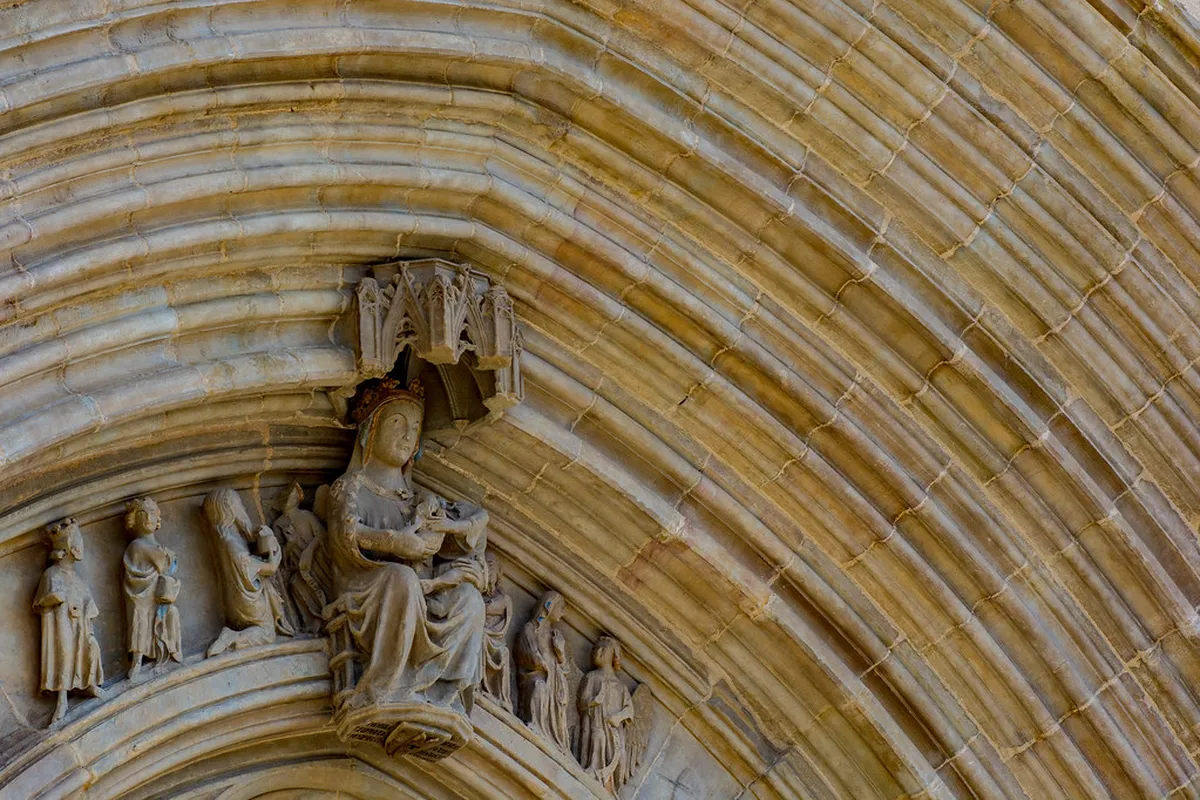 Architectural Features of El Salvador Church, La Palma