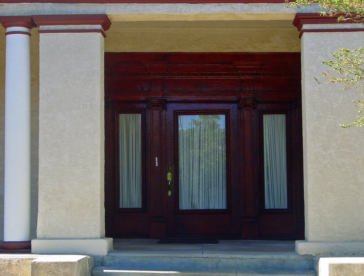 Discover Santa Cruz de la Palma's Most Beautiful Historic Doors