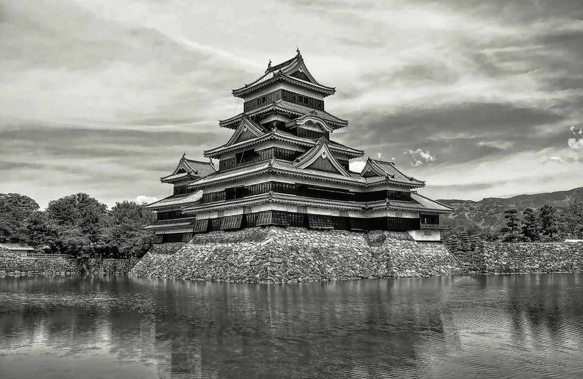 Santa Cruz: Historic Building Restoration & Heritage