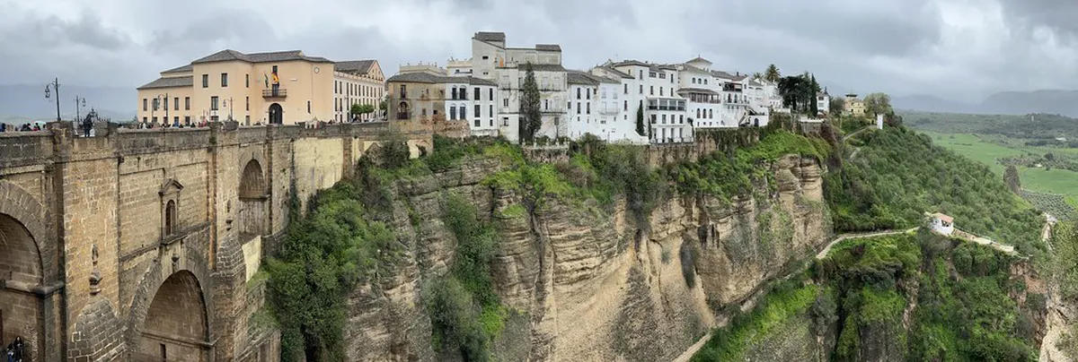 Paseo de Pereda: Architectural Highlights in Santander