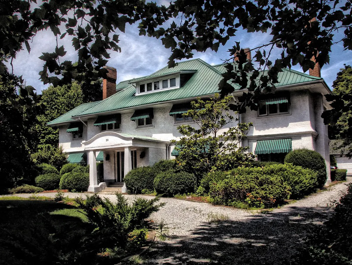 Best Architecture Guided Tours in Santander 2025