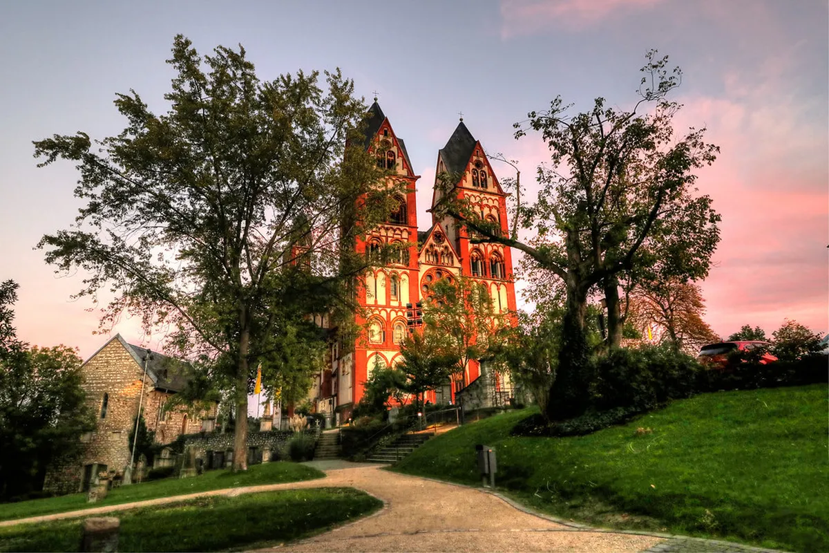 Discover the Common Stone Used in Santander Buildings