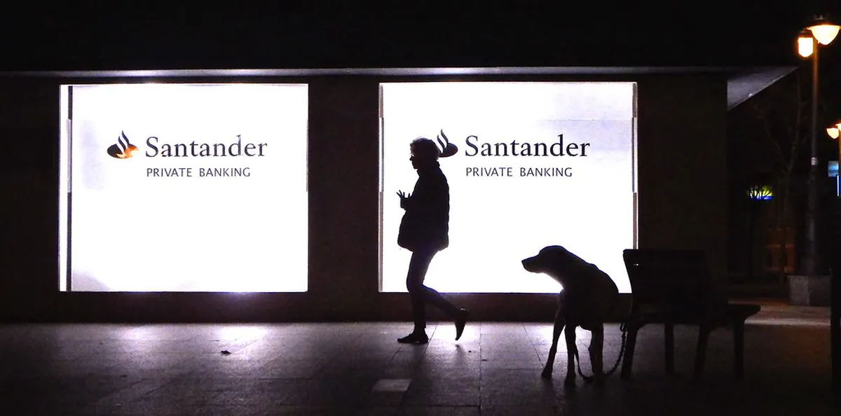 History of Santander's Port and Industry Guide