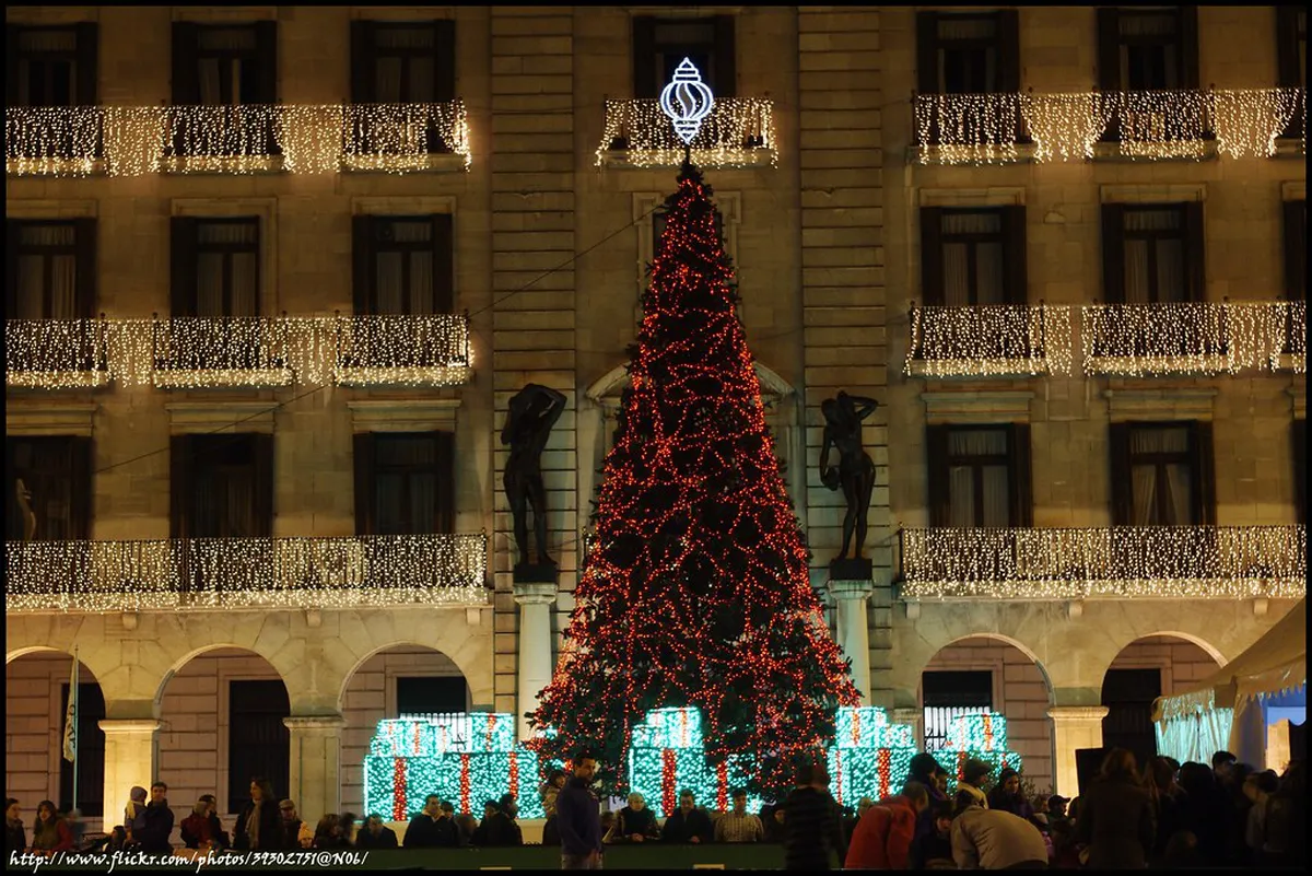 Plaza Porticada Santander: A Historic City Square Guide