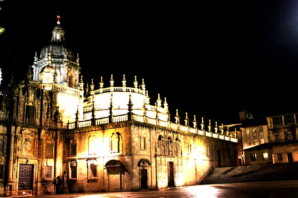 Explore University of Santiago Architecture in 2025