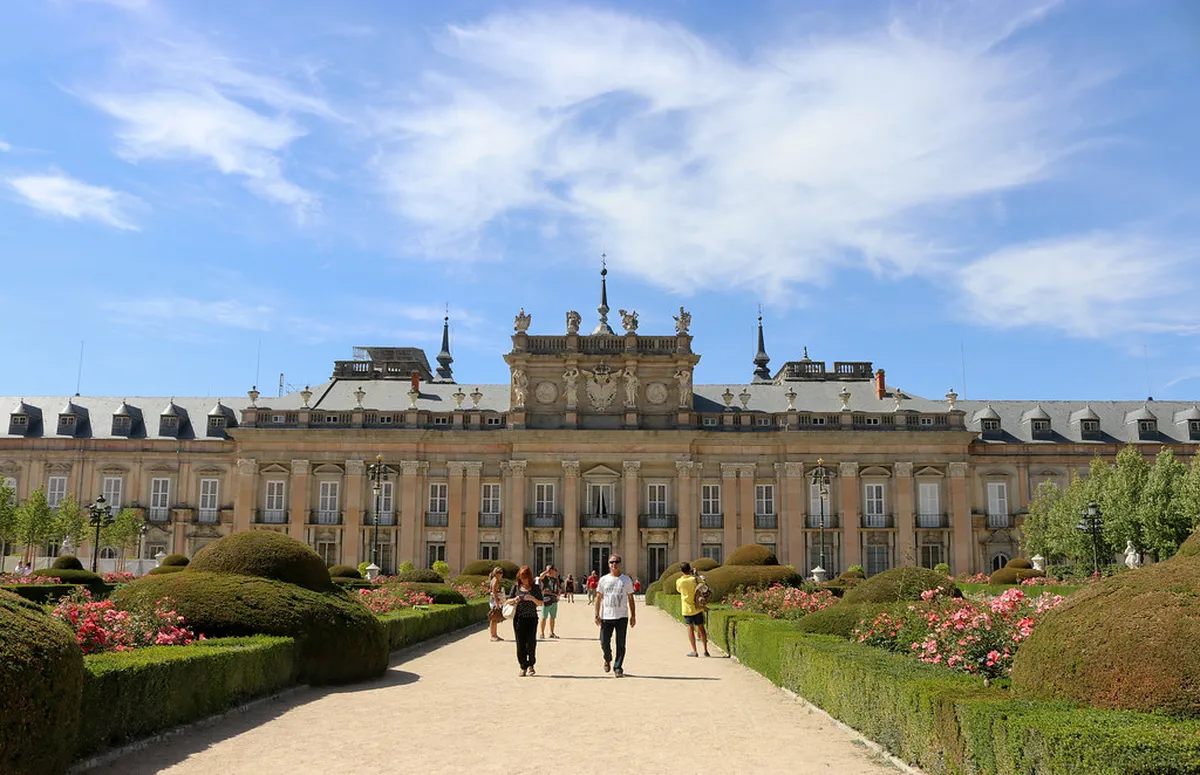 Explore the Grand Architecture and Gardens of La Granja Palace