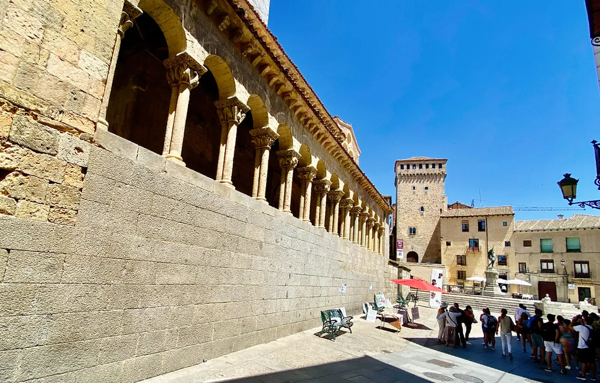 Guide to Segovia's Renaissance Palaces in 2025