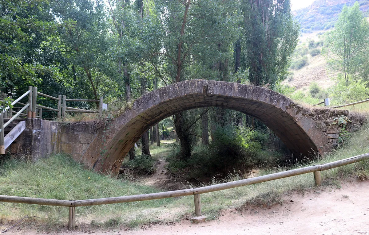 Types of Stone Used in Segovia Architecture