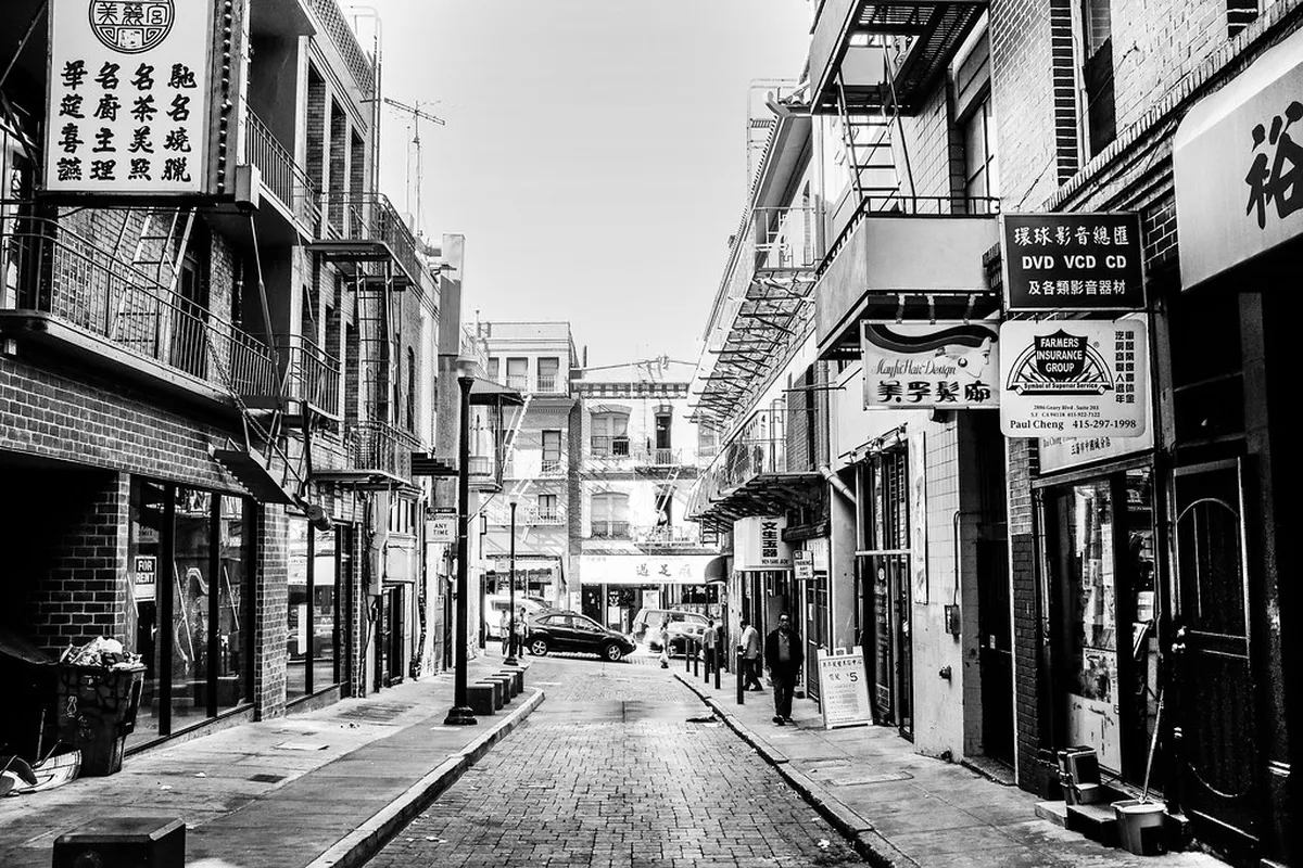 Hidden Seville: Off-the-Beaten-Path Buildings to Explore