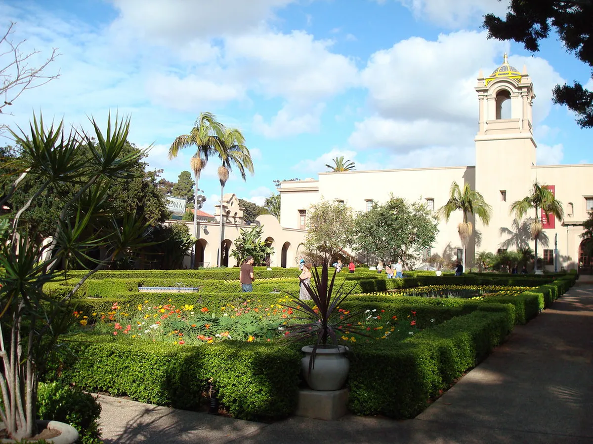 The Enduring Role of Courtyards in Seville Homes