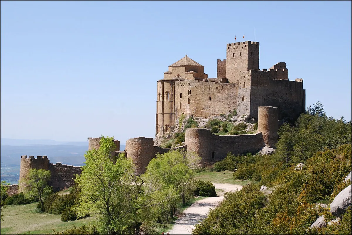 Architectural History of Tarifa's Castillo de Guzmán