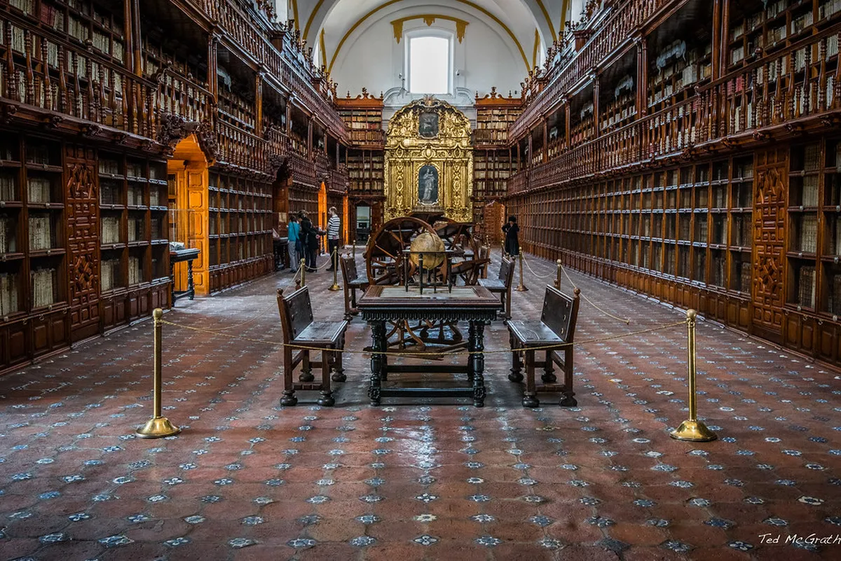 Discover Tarifa's Religious Architecture: A 2025 Guide