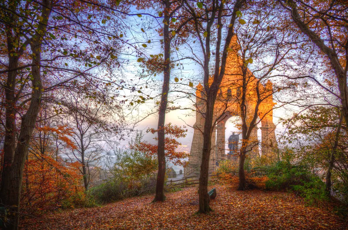 Top Photo Spots: Tarifa's Unique Buildings in 2025