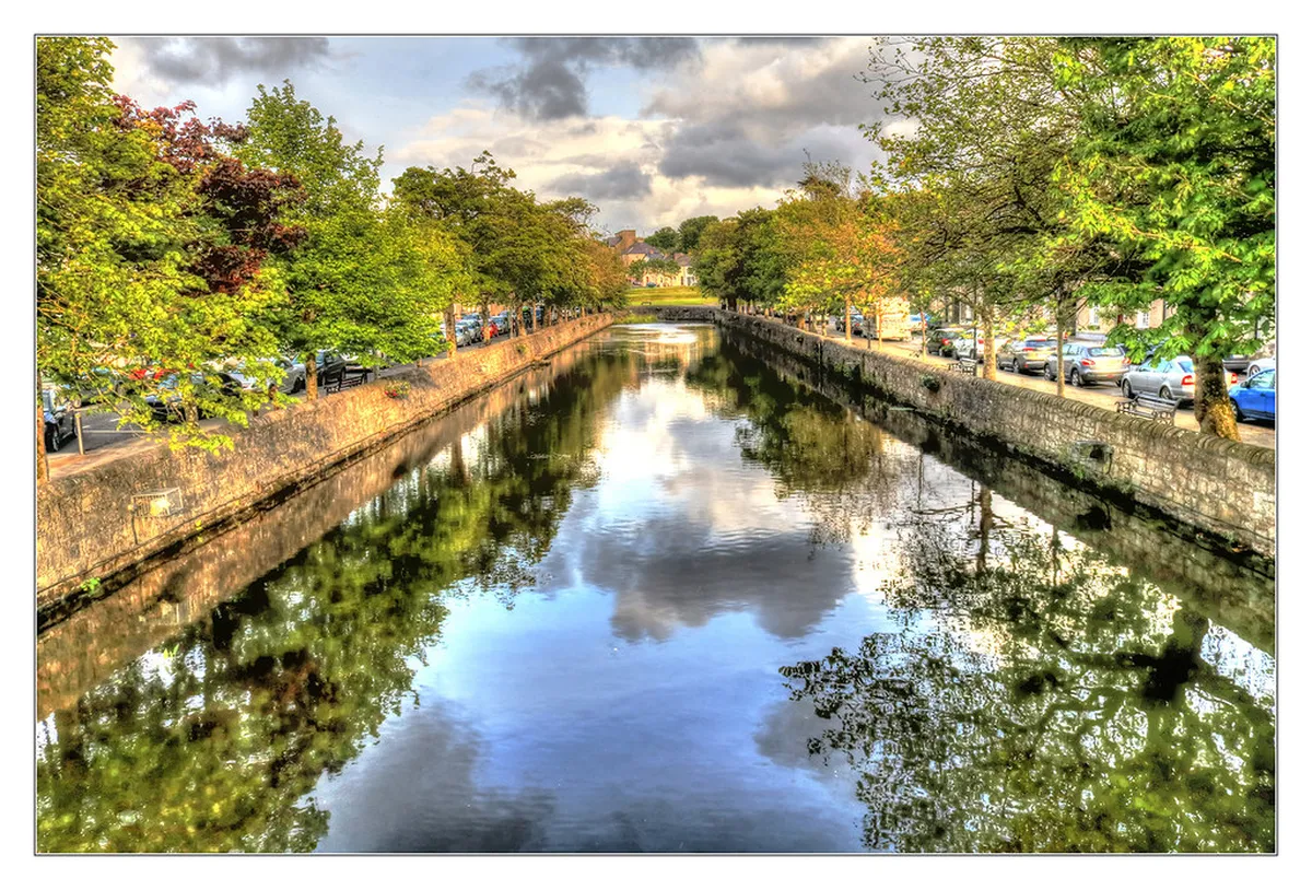 Discover the Historic Tarifa Town House Layout Guide