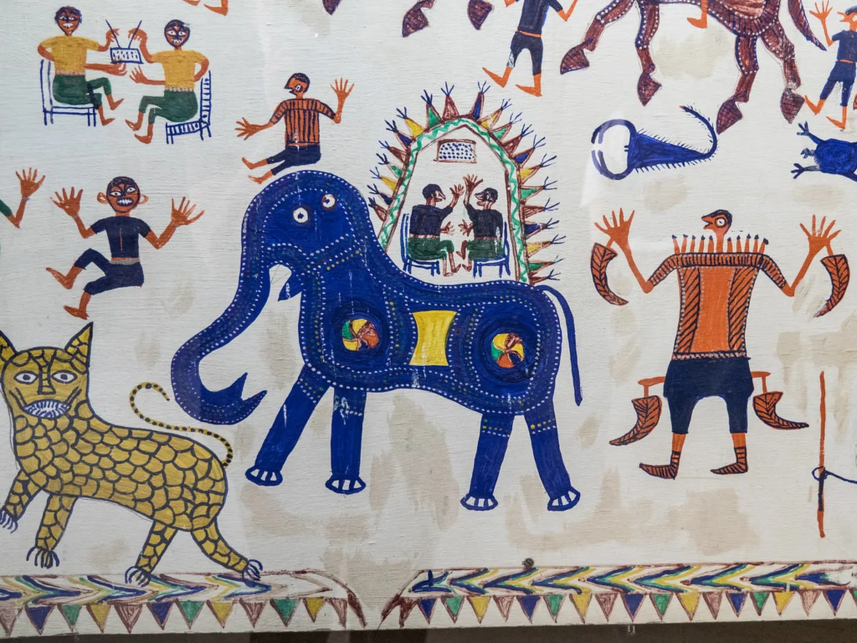 Tarifa's Whitewashed Villages: Style & Charm in 2025