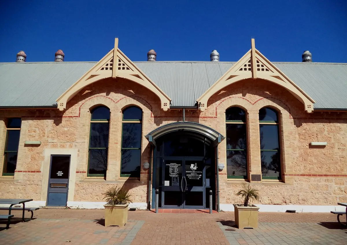 Toledo's Jewish Quarter Architecture Walk in 2025