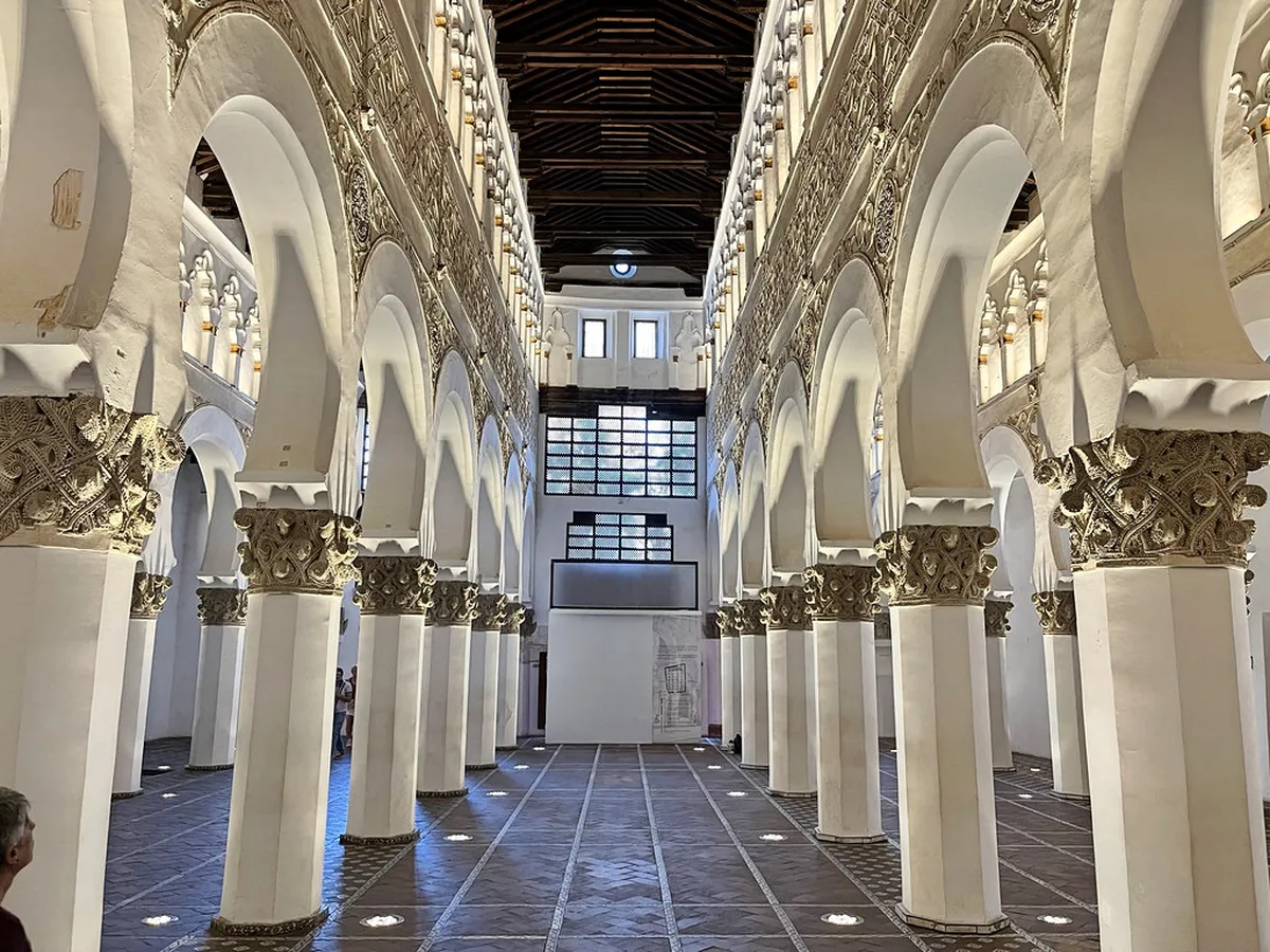 Discover Synagogue Santa Maria la Blanca in Toledo, Spain