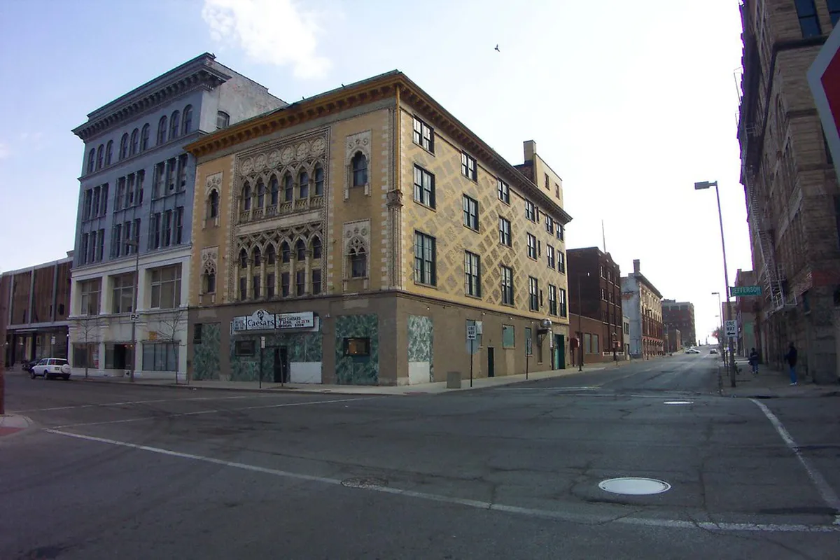 Toledo Building Restoration: Preserving Ancient Heritage