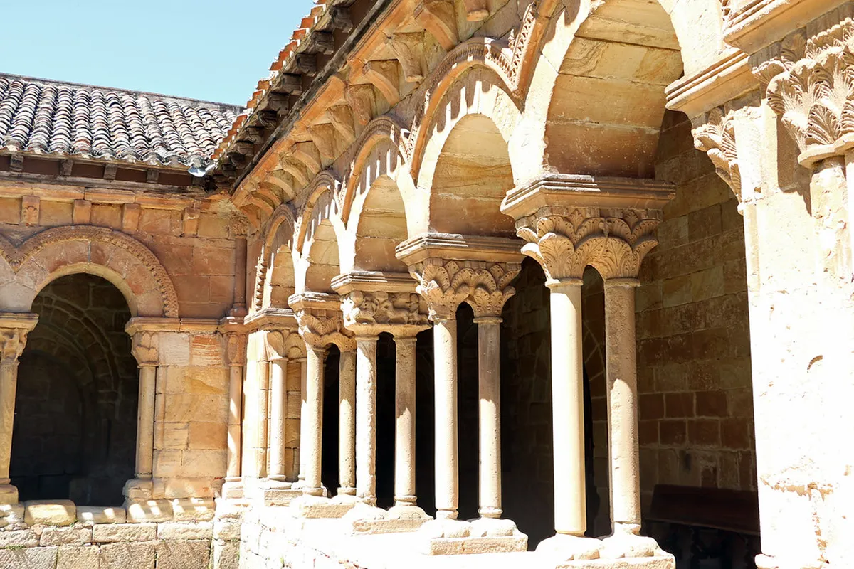 Cisneros and Plateresque Styles: Toledo's Architectural Gems