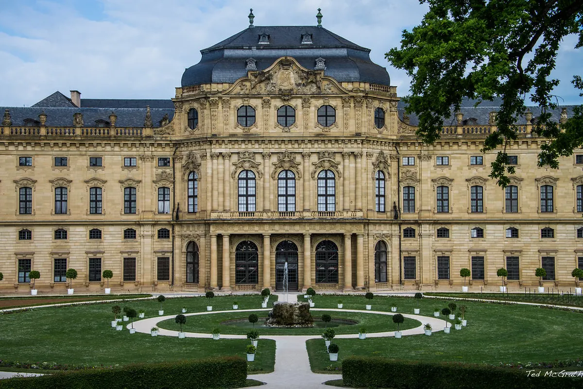 Discover the Most Beautiful Baroque Palaces in Valencia