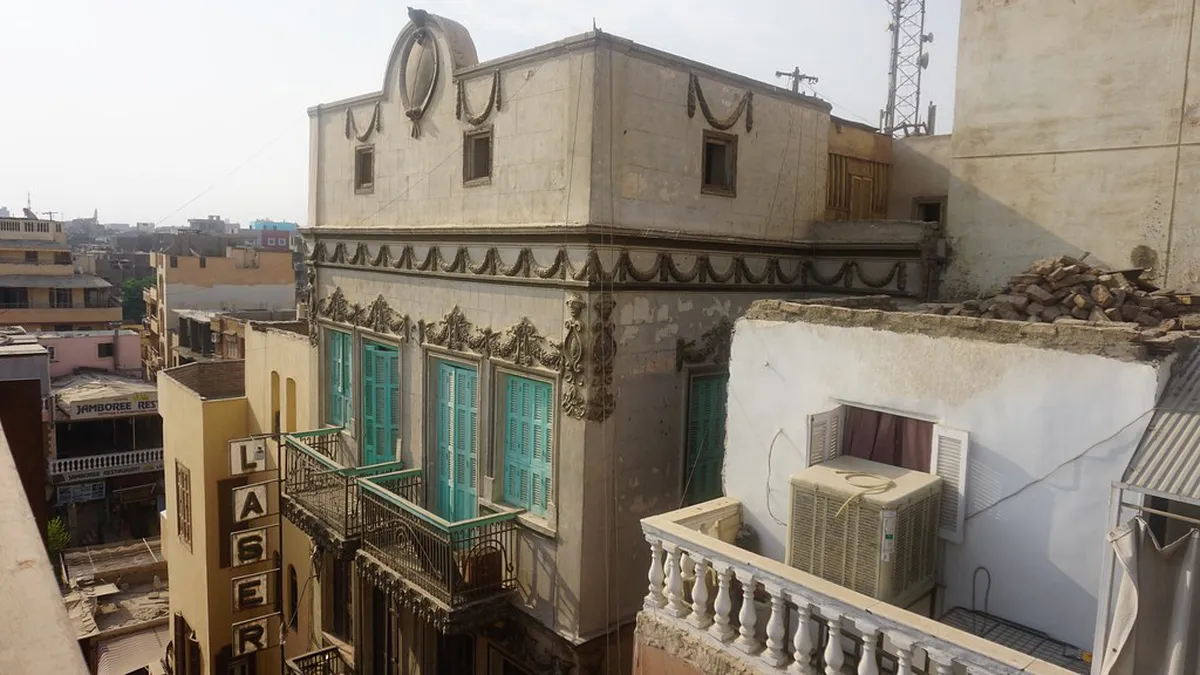 Book Your Zaragoza Architecture Tour for 2025