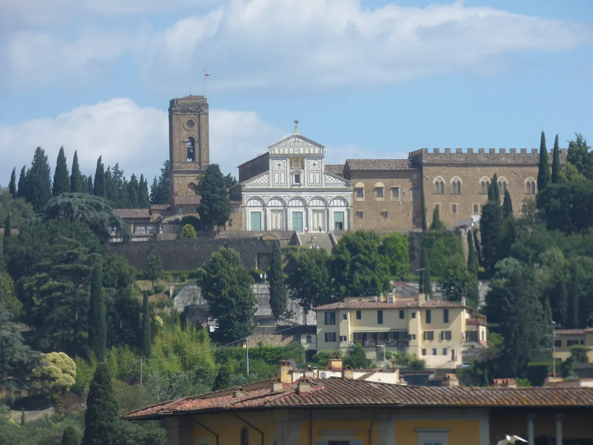 Best Viewing Points for Basilica del Pilar in Zaragoza