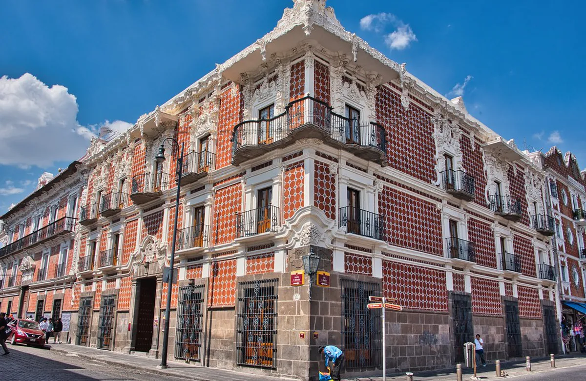 Zaragoza's Baroque Style: Key Characteristics for 2025