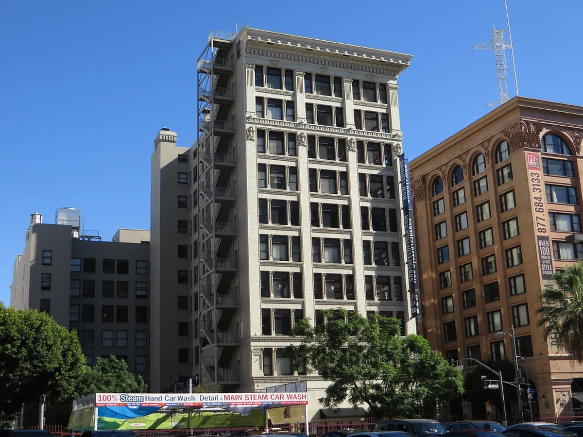 Zaragoza's Notable Building Restoration Projects