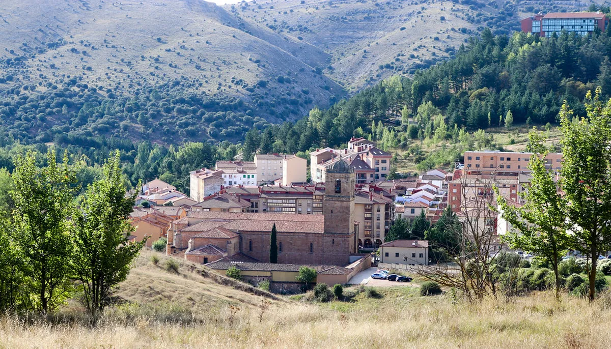 Discover Zaragoza's Grand Renaissance Palaces