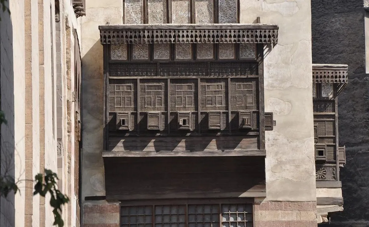 Aljafería Palace Architecture: Zaragoza's Mudejar Gem